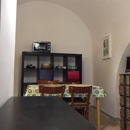 Historic Apartment In Centre Of City 100M To Sea Monopoli Exterior photo